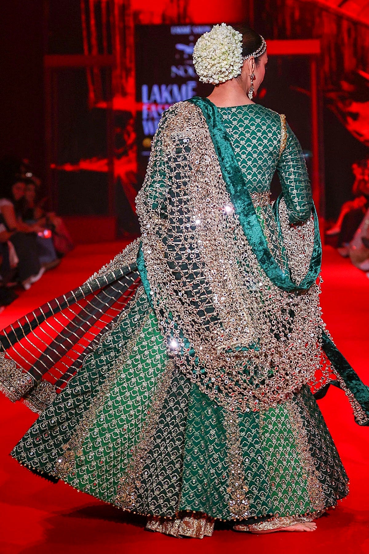 Vaidurya Anarkali Set