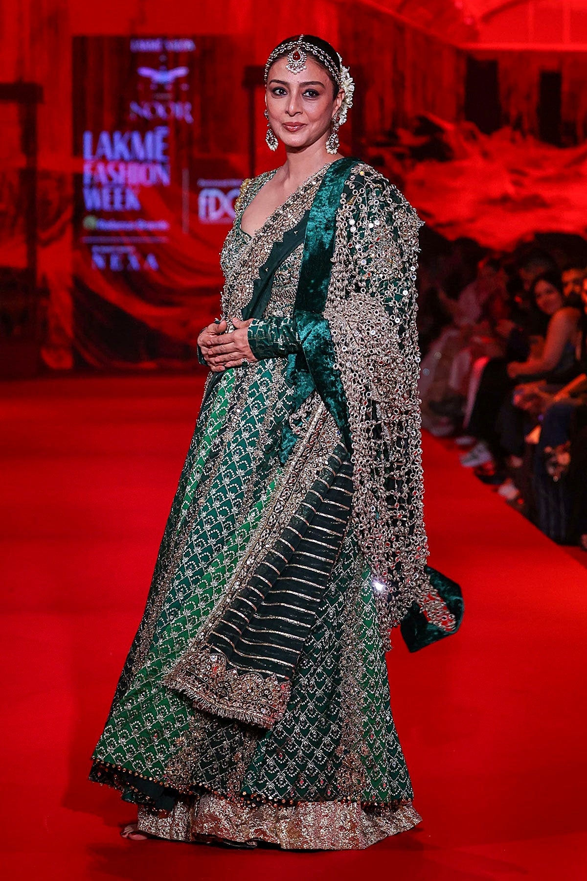 Vaidurya Anarkali Set