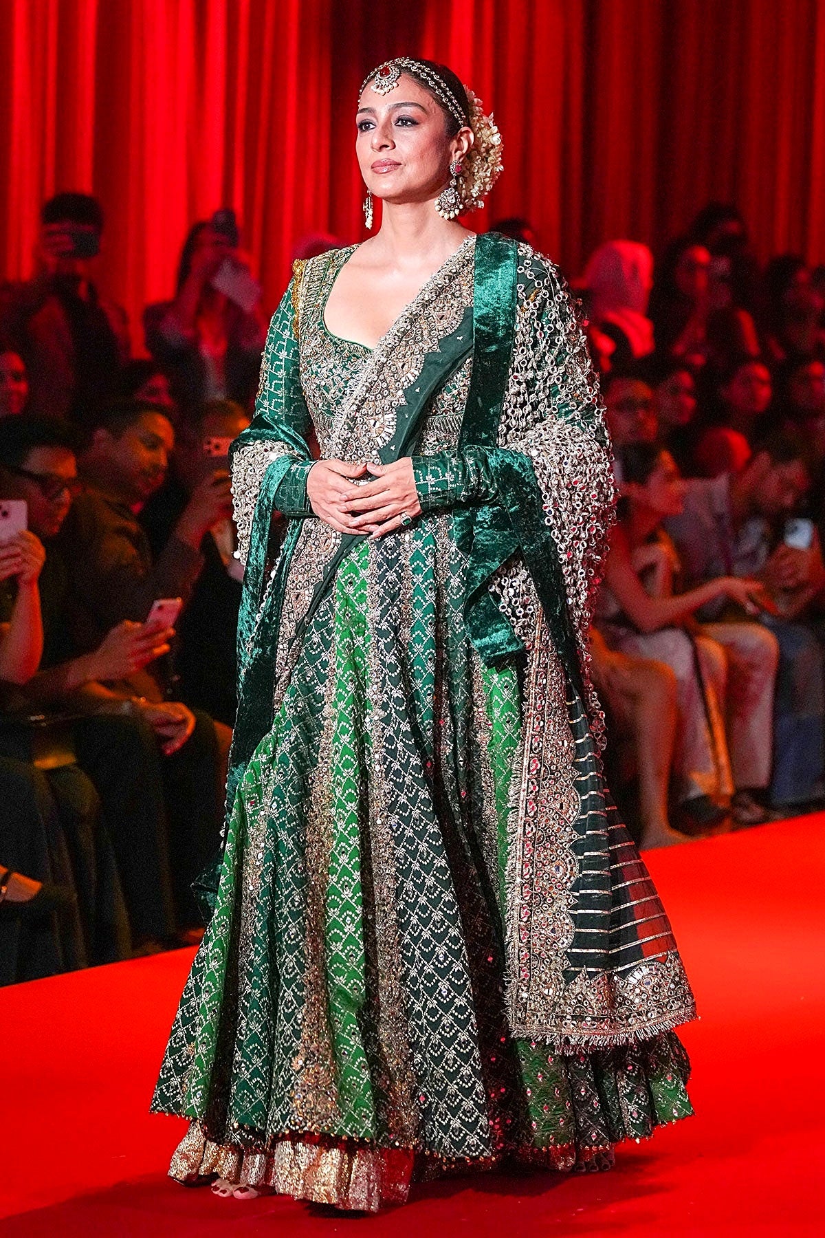 Vaidurya Anarkali Set