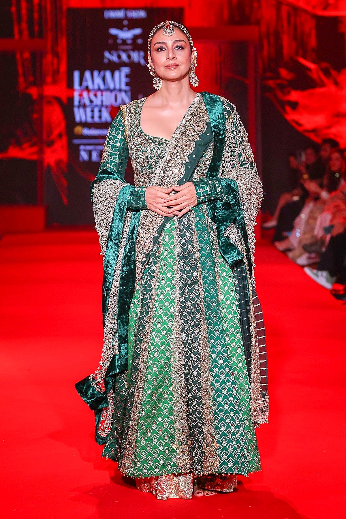 Vaidurya Anarkali Set