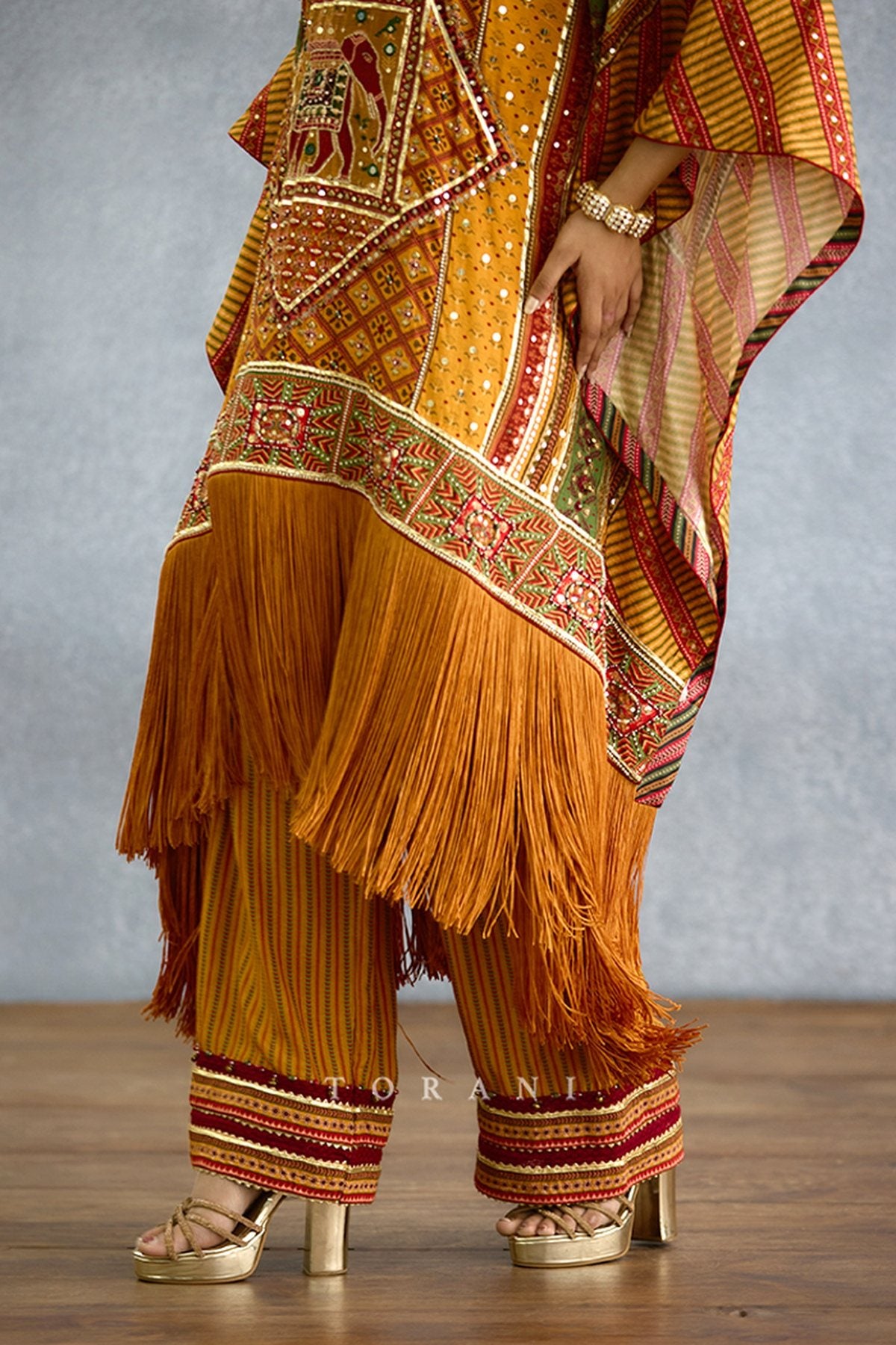 Kanak Bhamini Kaftan Set