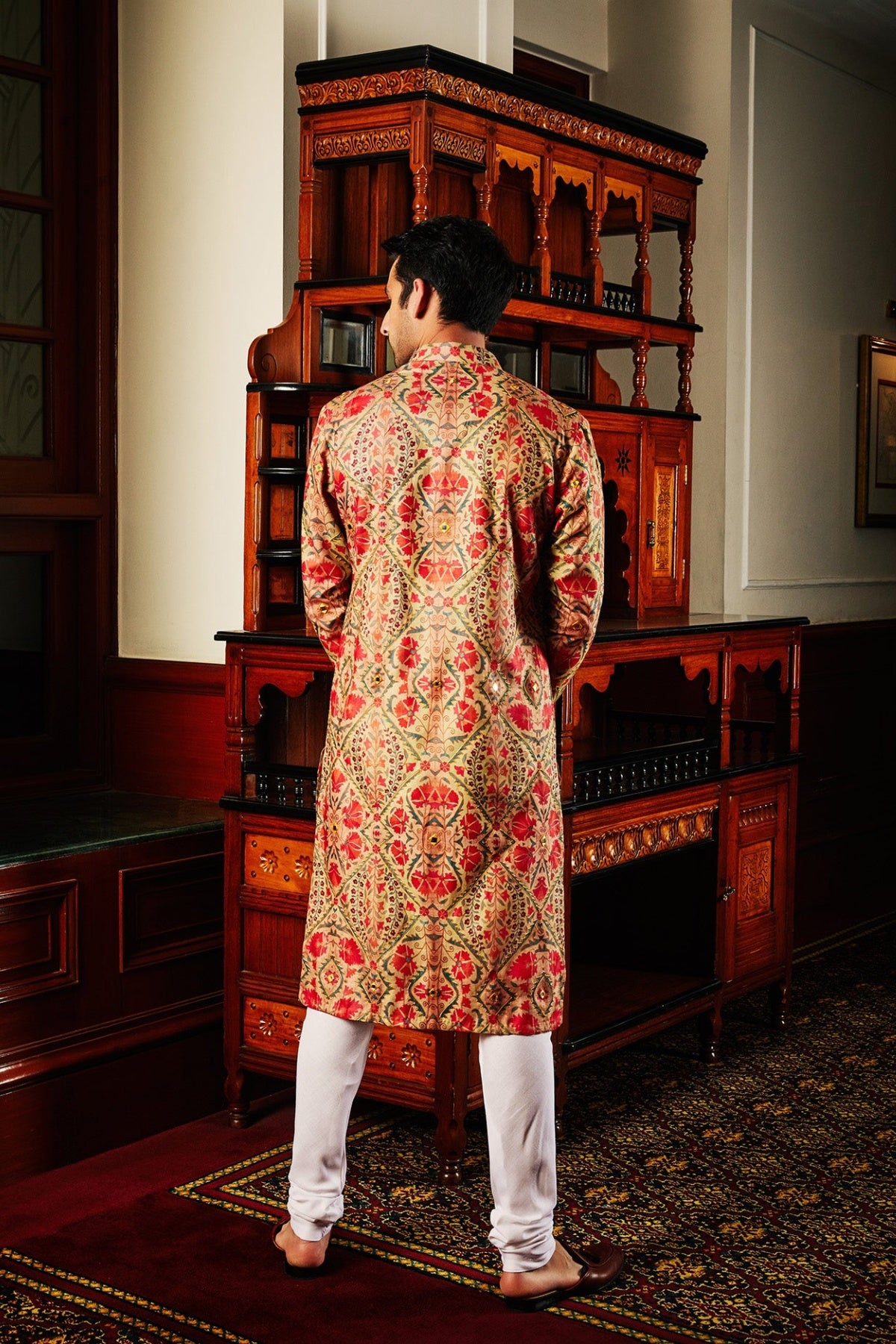 Kaukab Kurta