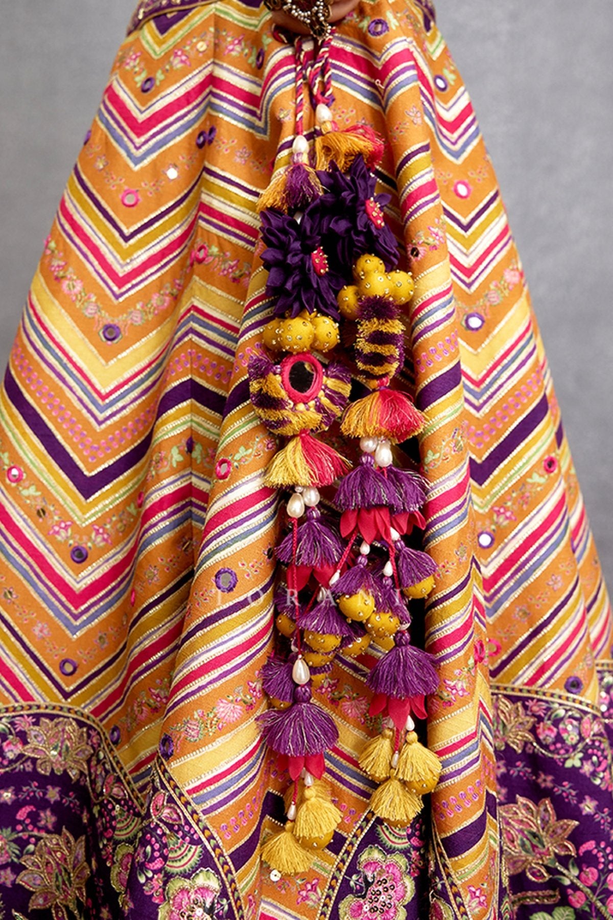 Komudika Abhisarika Lehenga Set