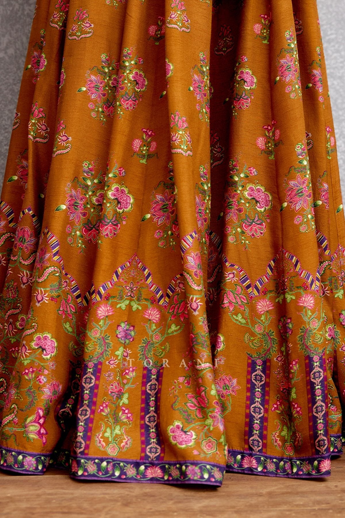 Komudika Charu Sharara Set