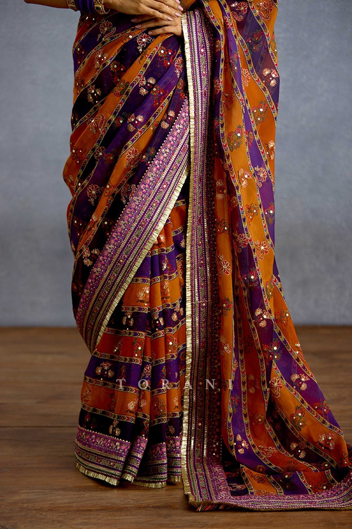 Komudika Raag Saree