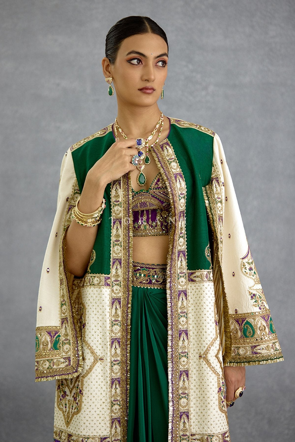 Maahe Hayrah Jacket Set