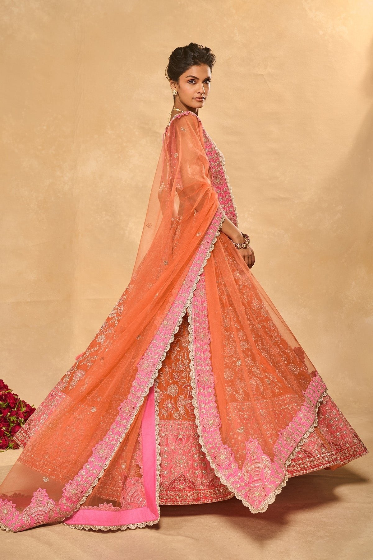 MAHIRA LEHENGA