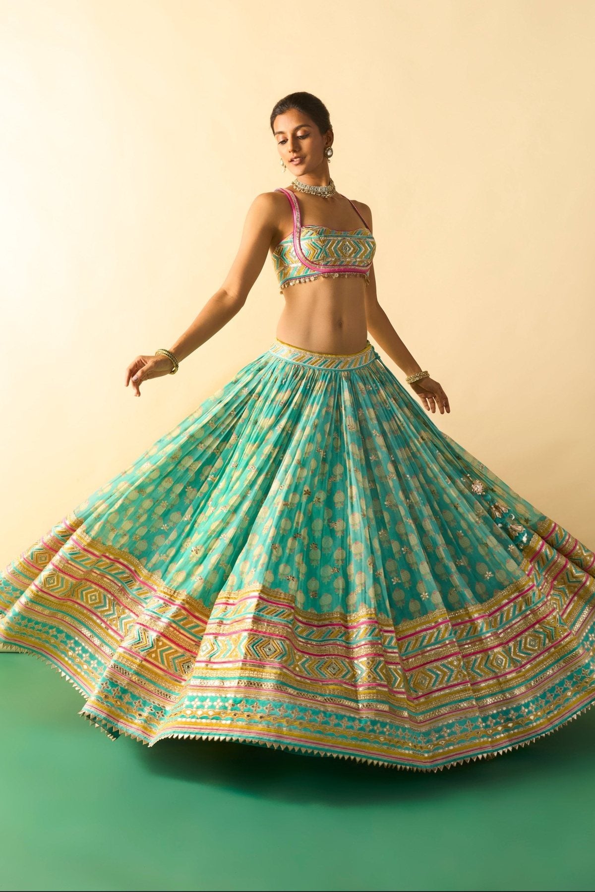 mannat lehenga set
