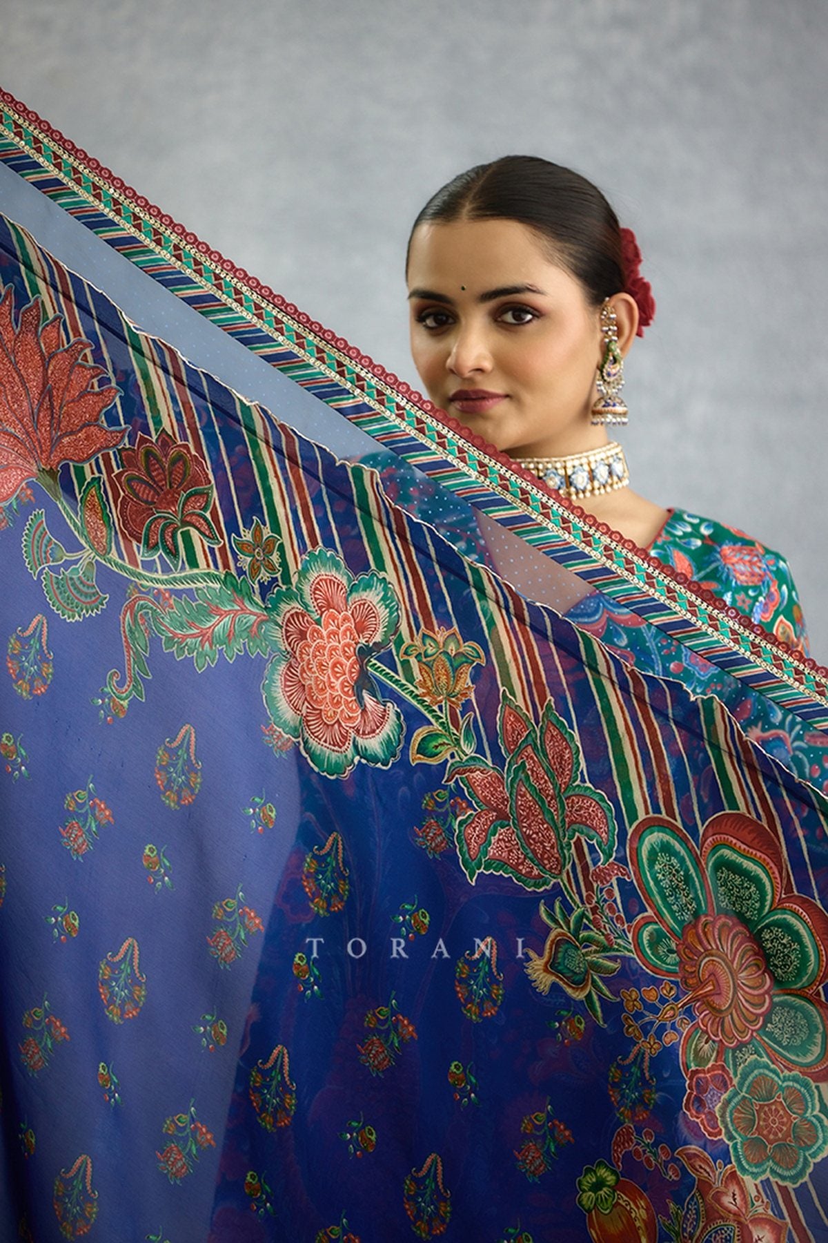 Mayurakshi Writu Tanuja Kurta Set