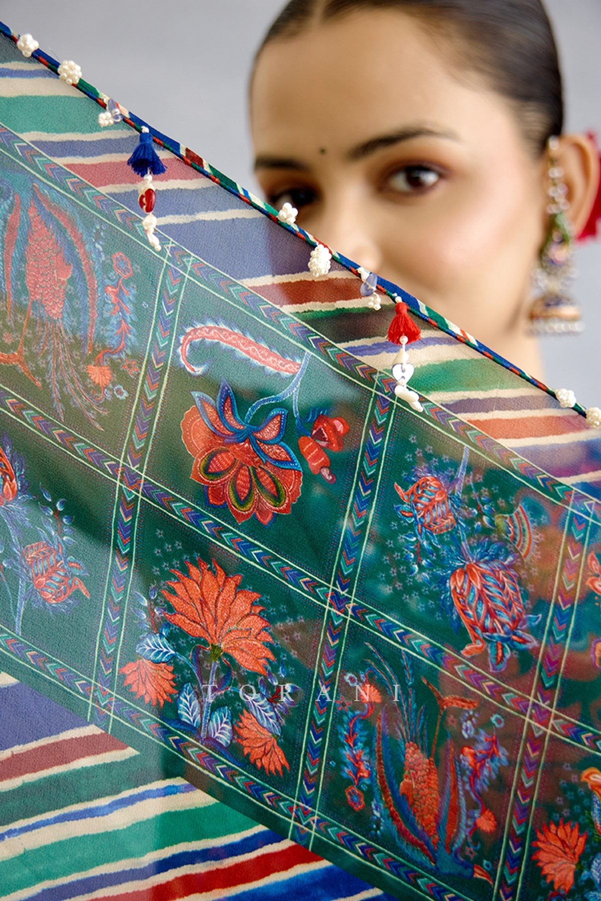 Mayurika Anura Scarf