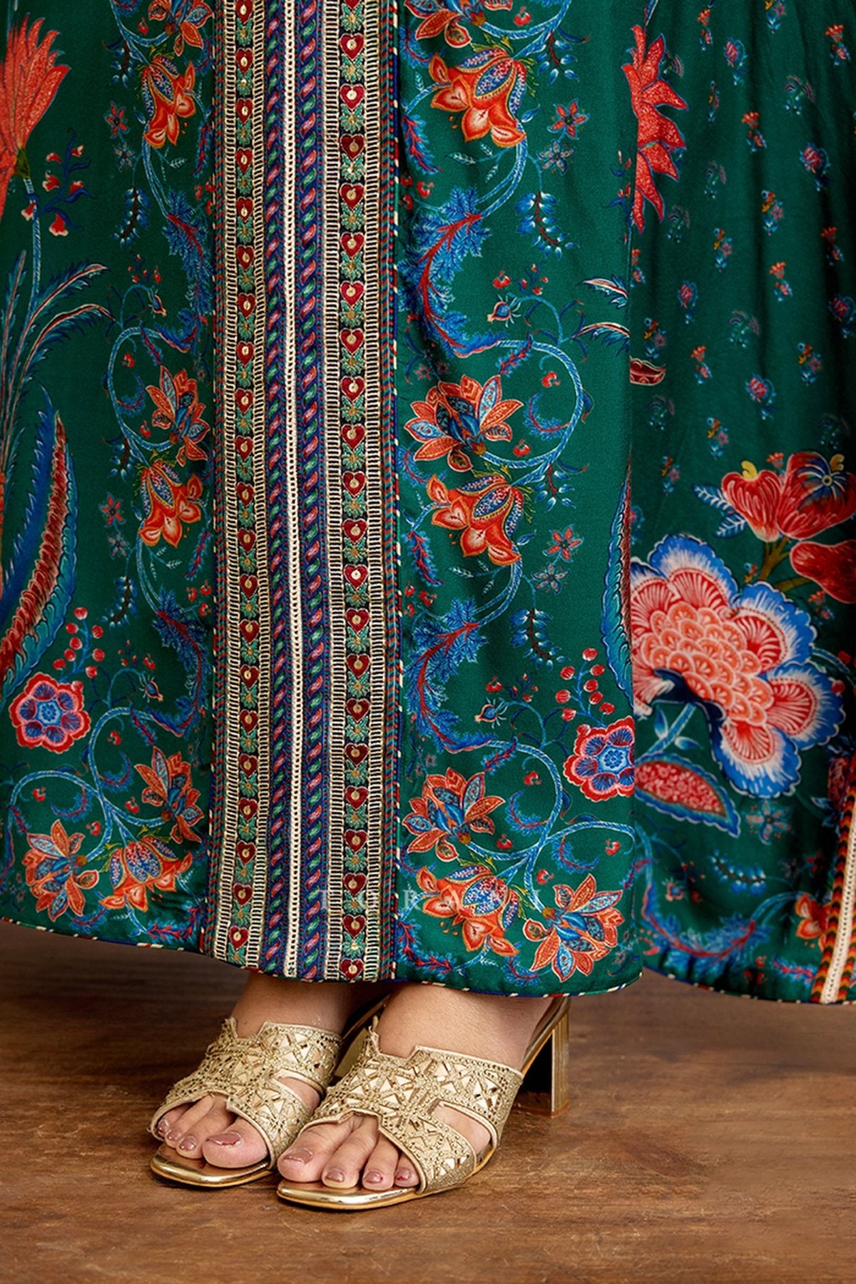 Mayurika Kanika Kaftan