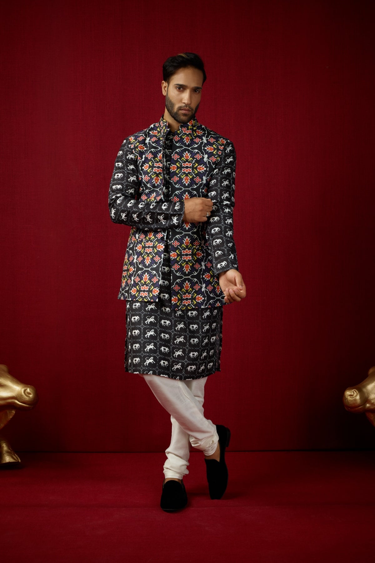 Moz Kurta & Churridar Set with Bandhi