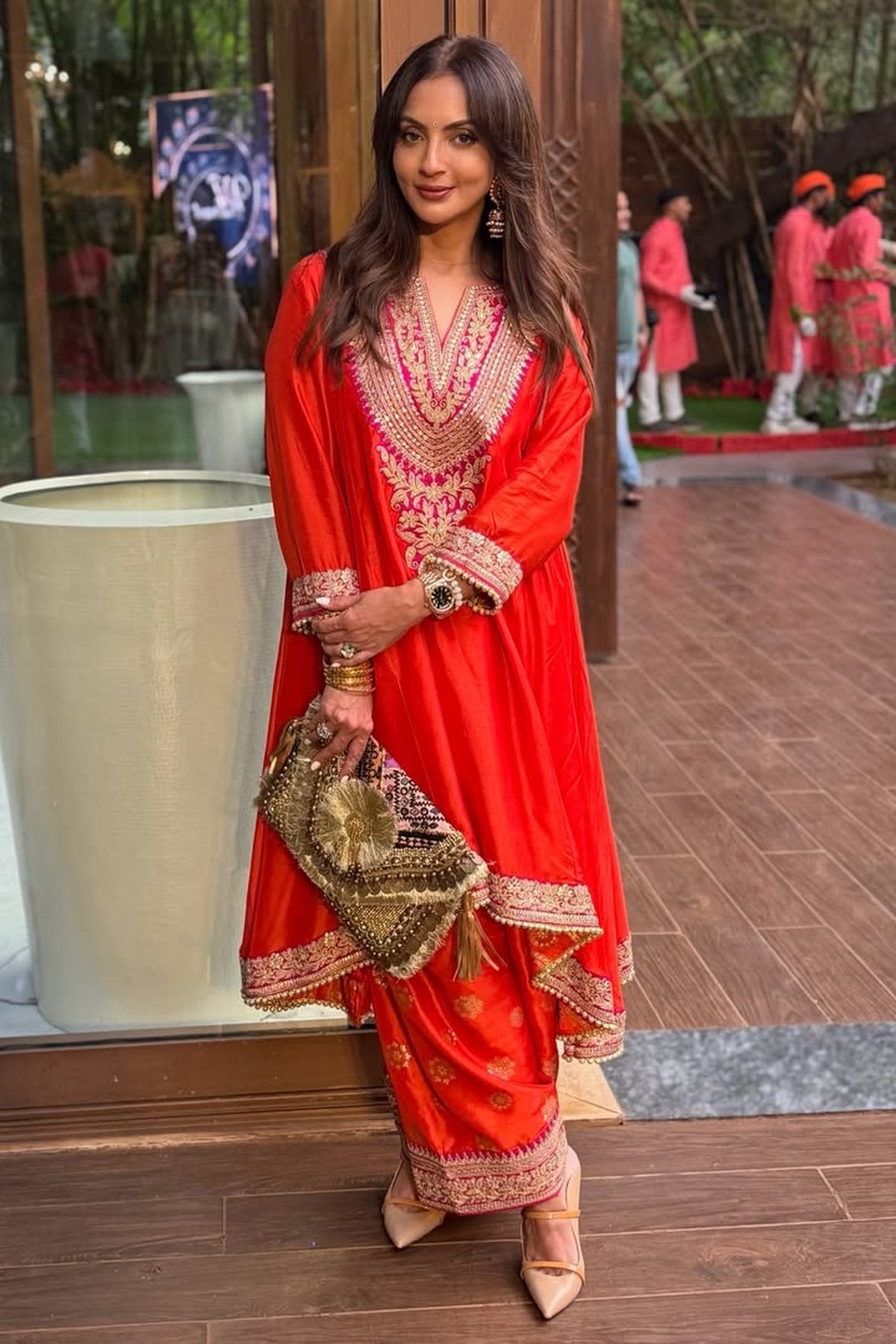 Nadia Farshi Set-Seema Sajdeh