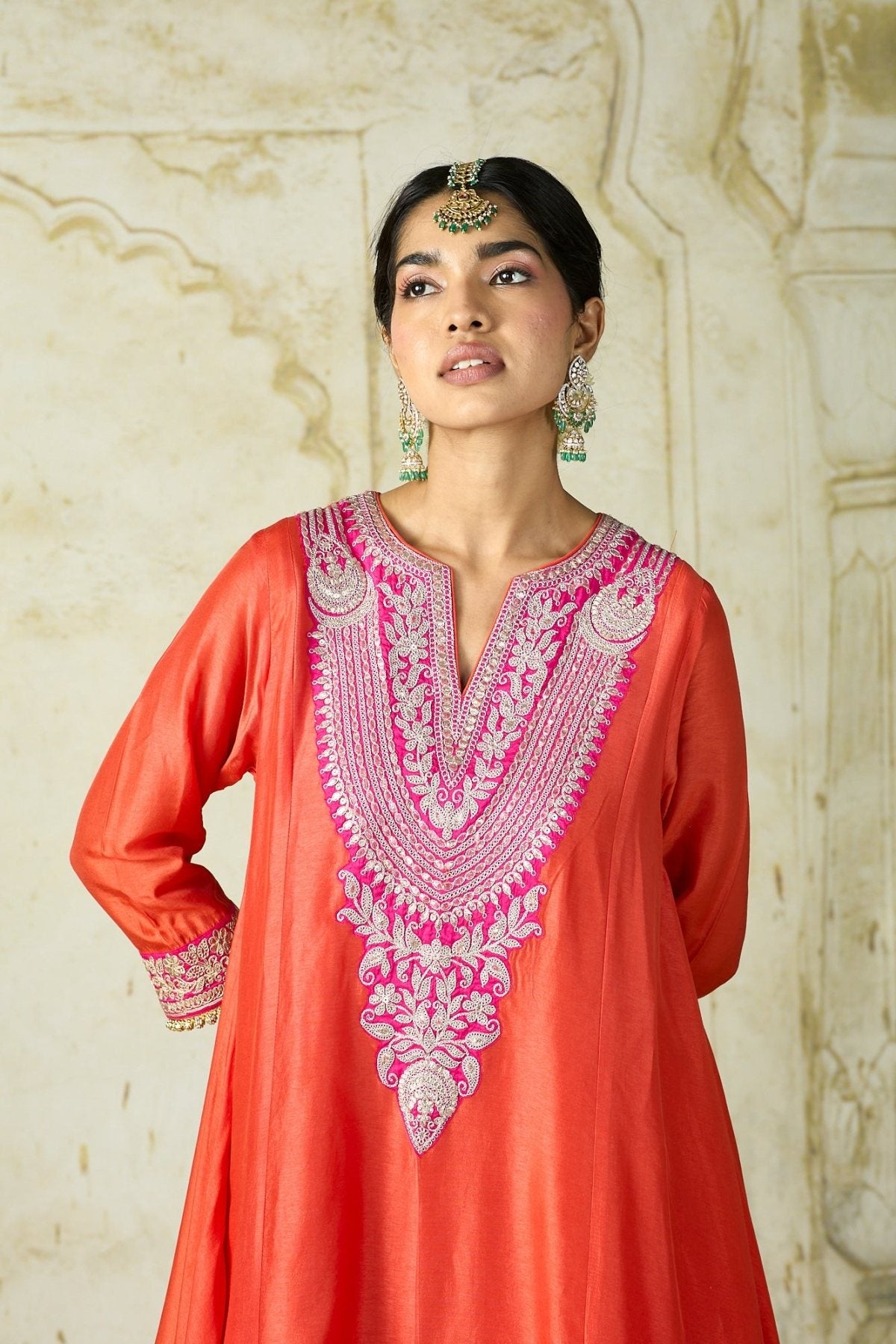 Nadia Farshi Set-Seema Sajdeh