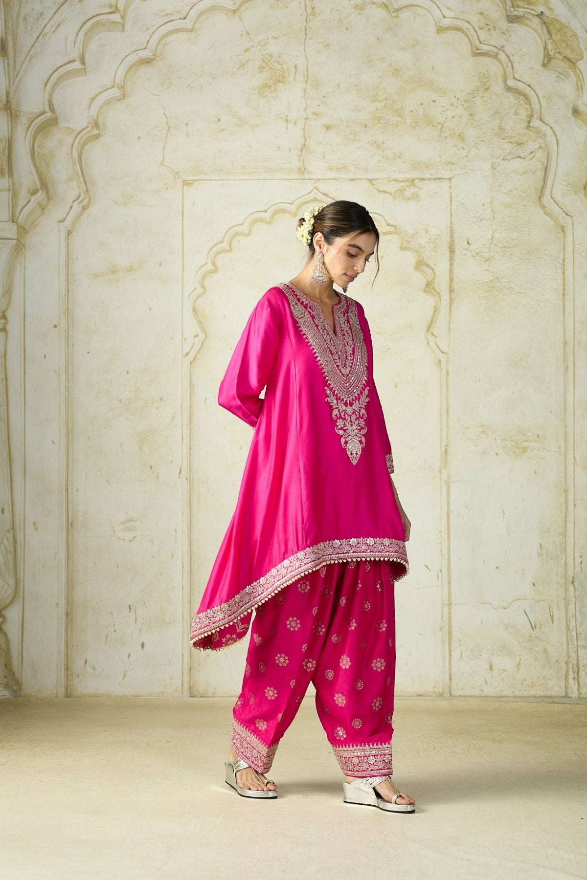 Nadia Farshi Set