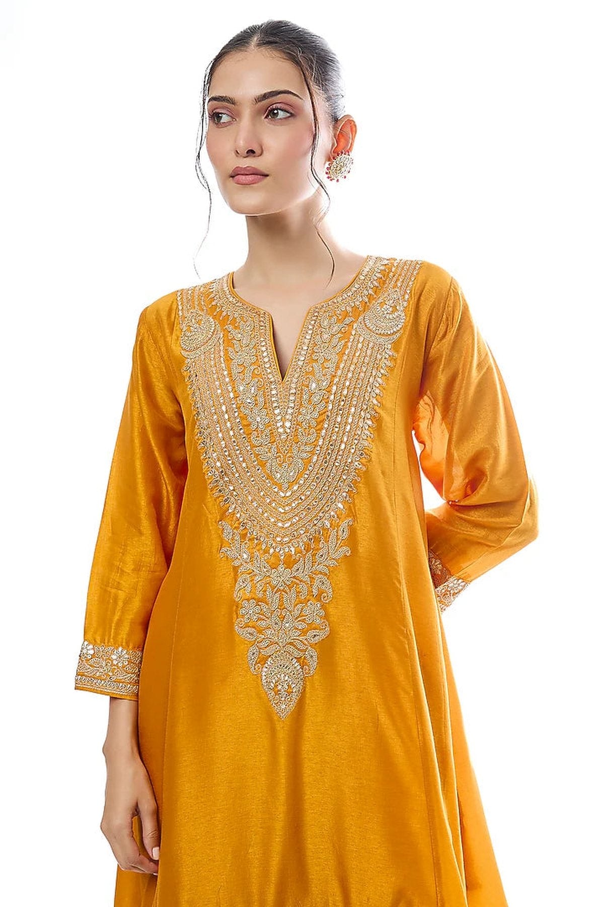 Nadia Farshi Set