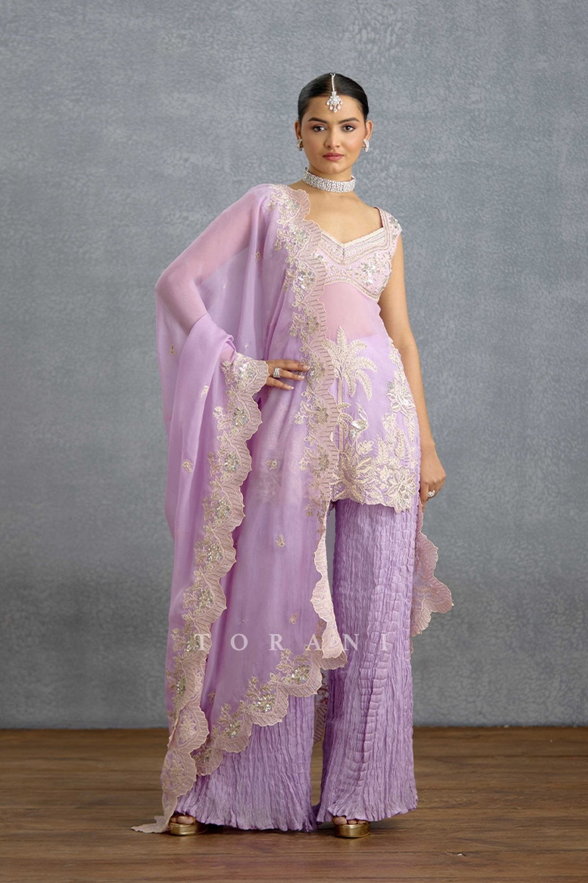 Nairika Chandra Chaandni Set