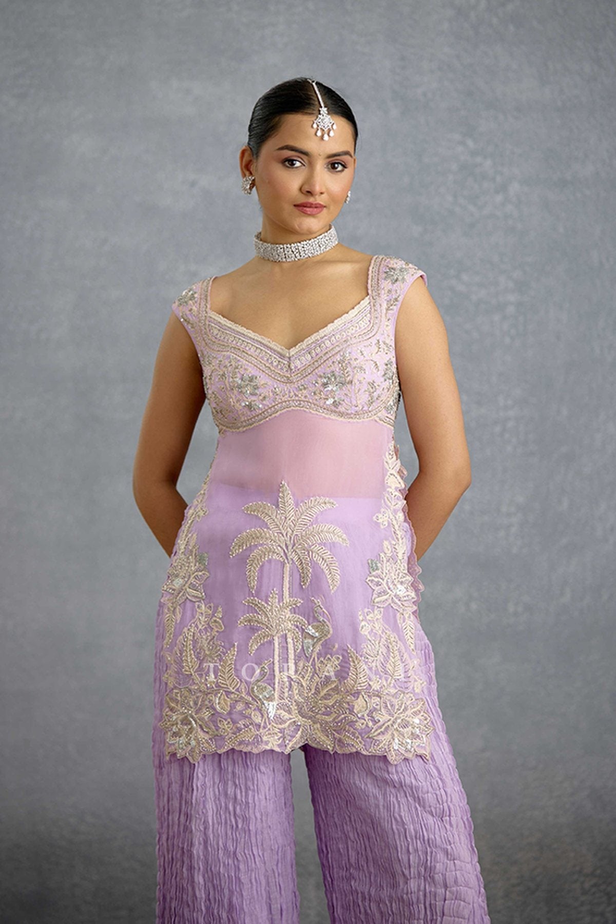 Nairika Chandra Chaandni Set