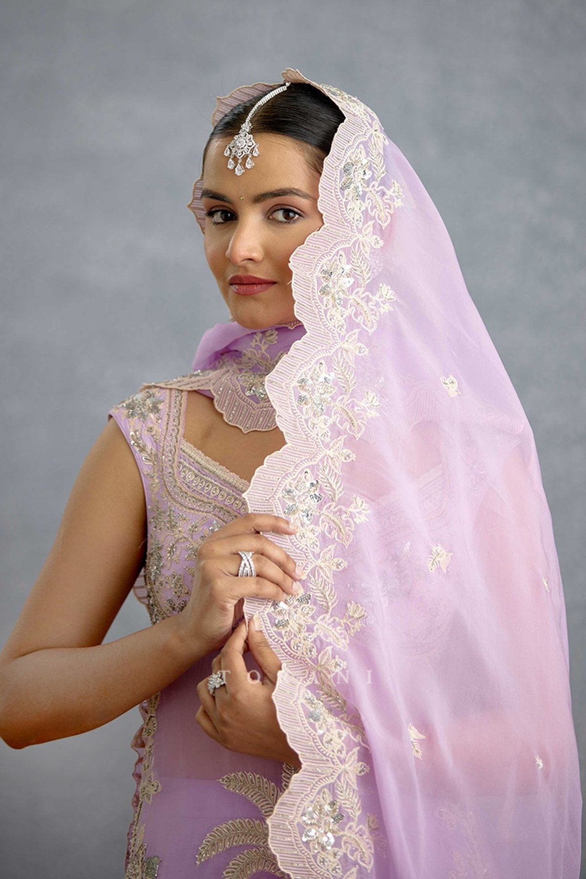 Nairika Chandra Sharara Set