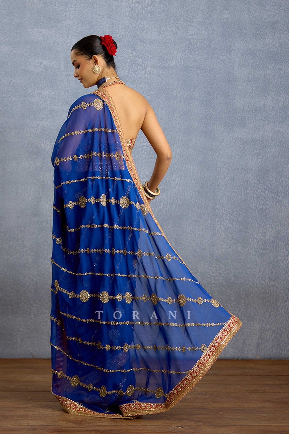 Neelam Takmeel Saree