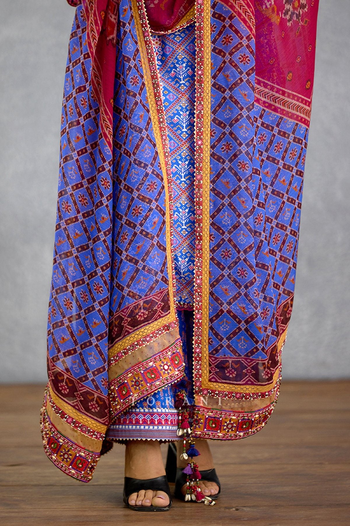 Niladri Darsha Kurta Set