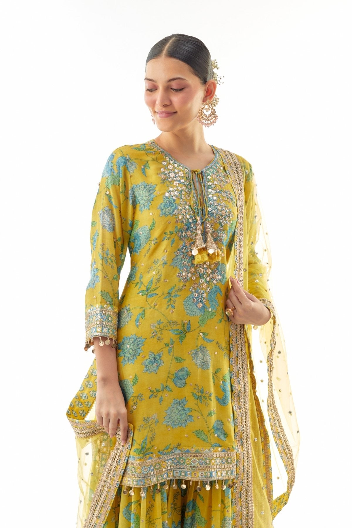 Niyati Sharara Set