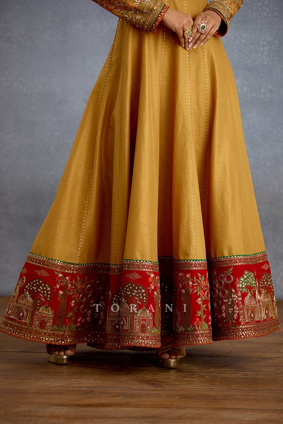 Noor Zehra Anarkali Set