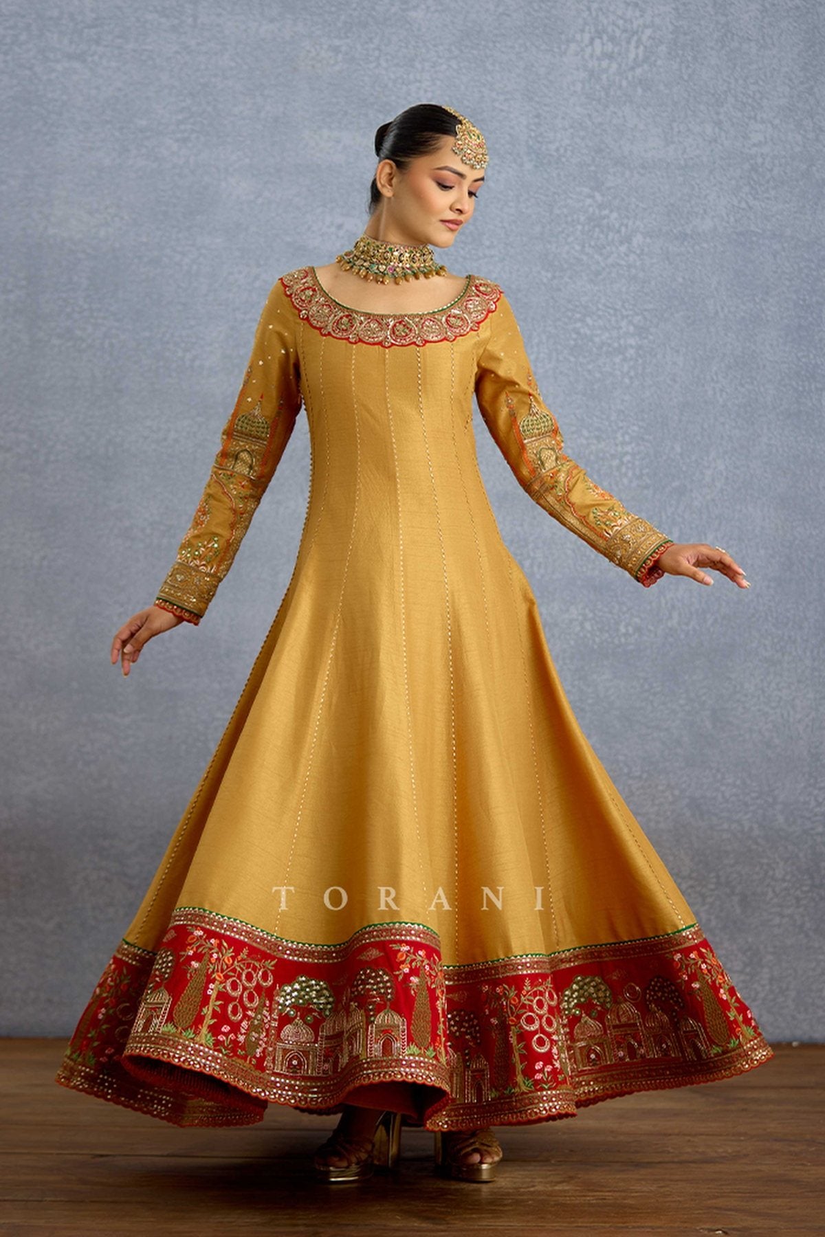 Noor Zehra Anarkali Set