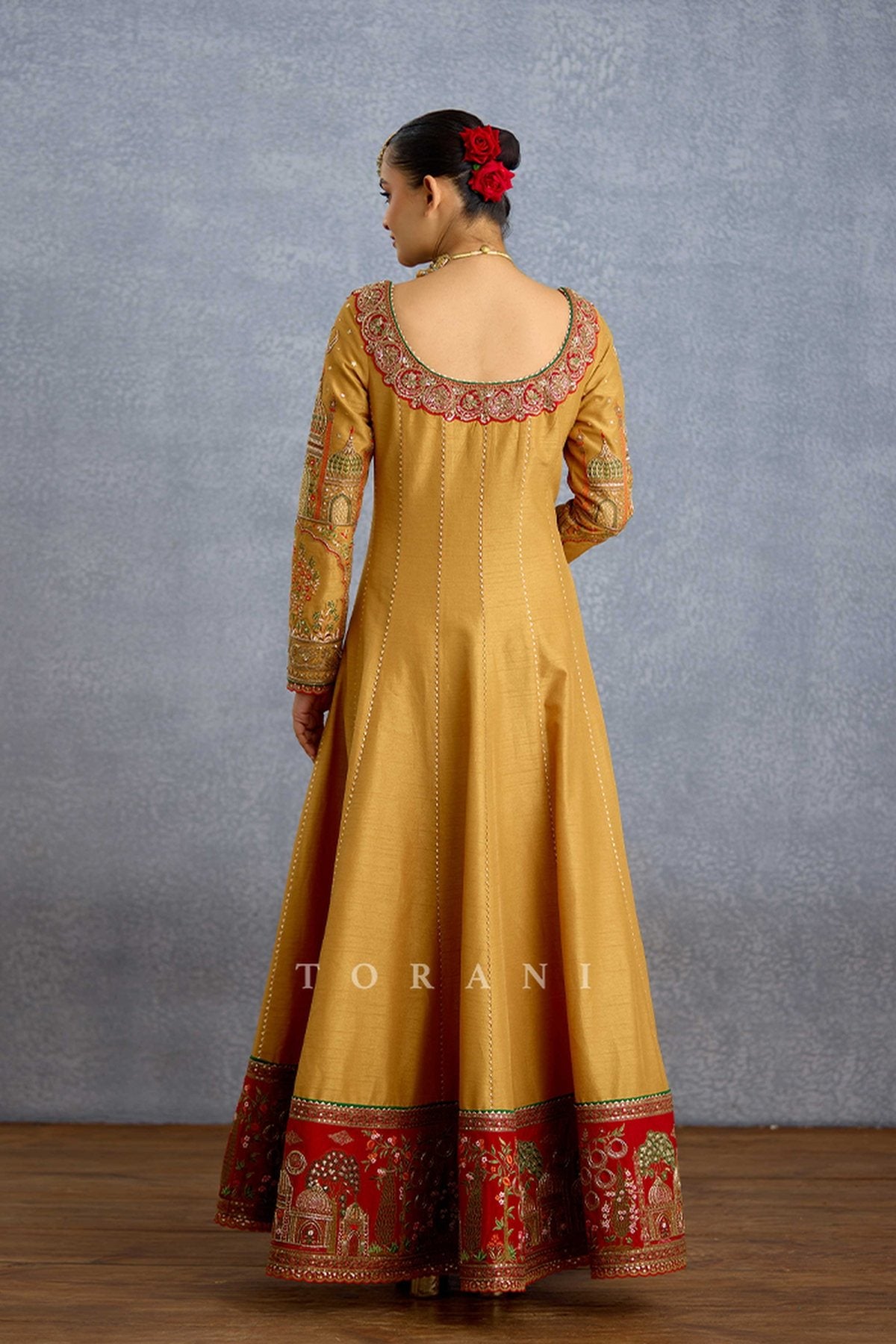 Noor Zehra Anarkali Set