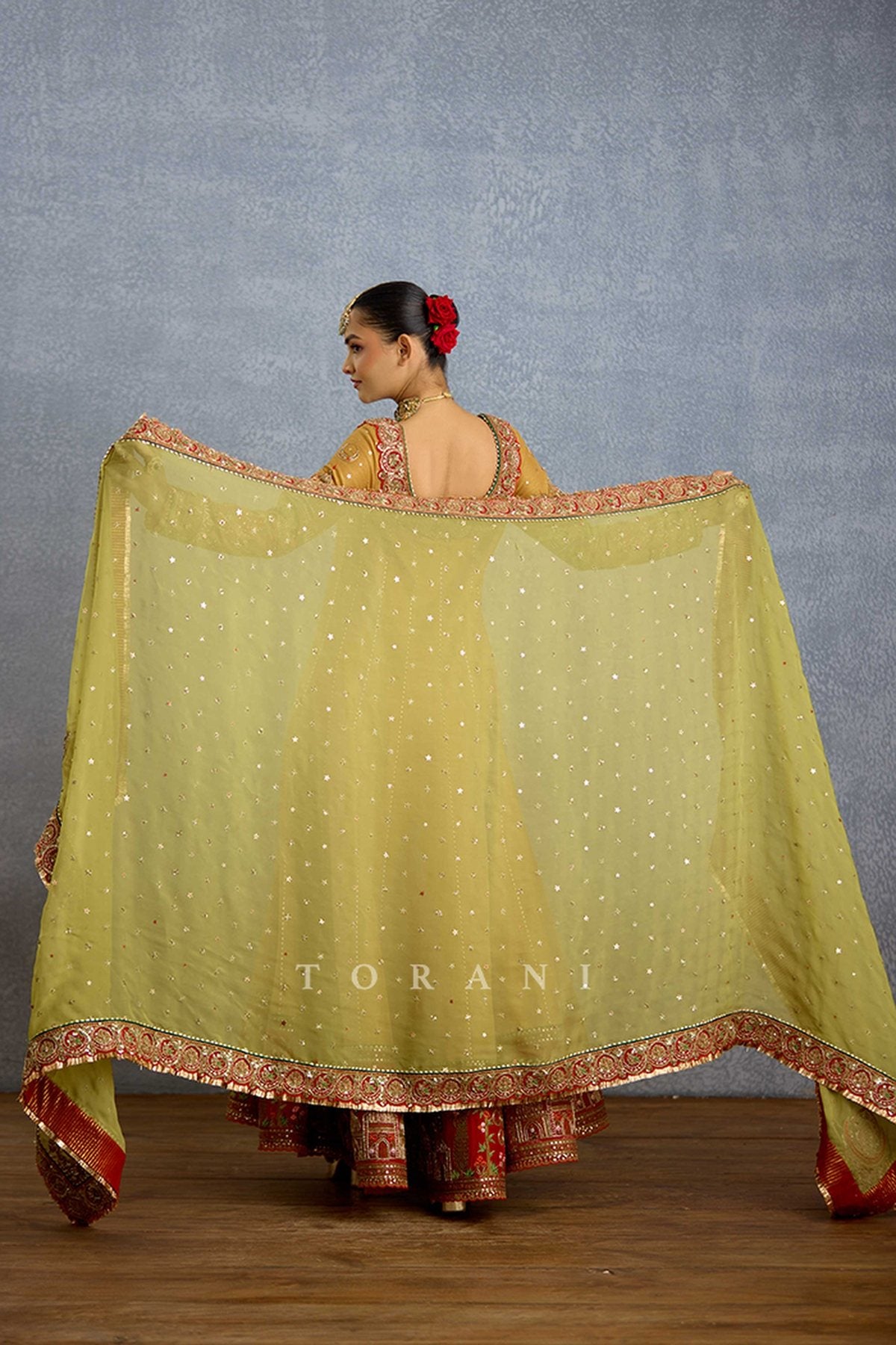 Noor Zunairah Anarkali Set