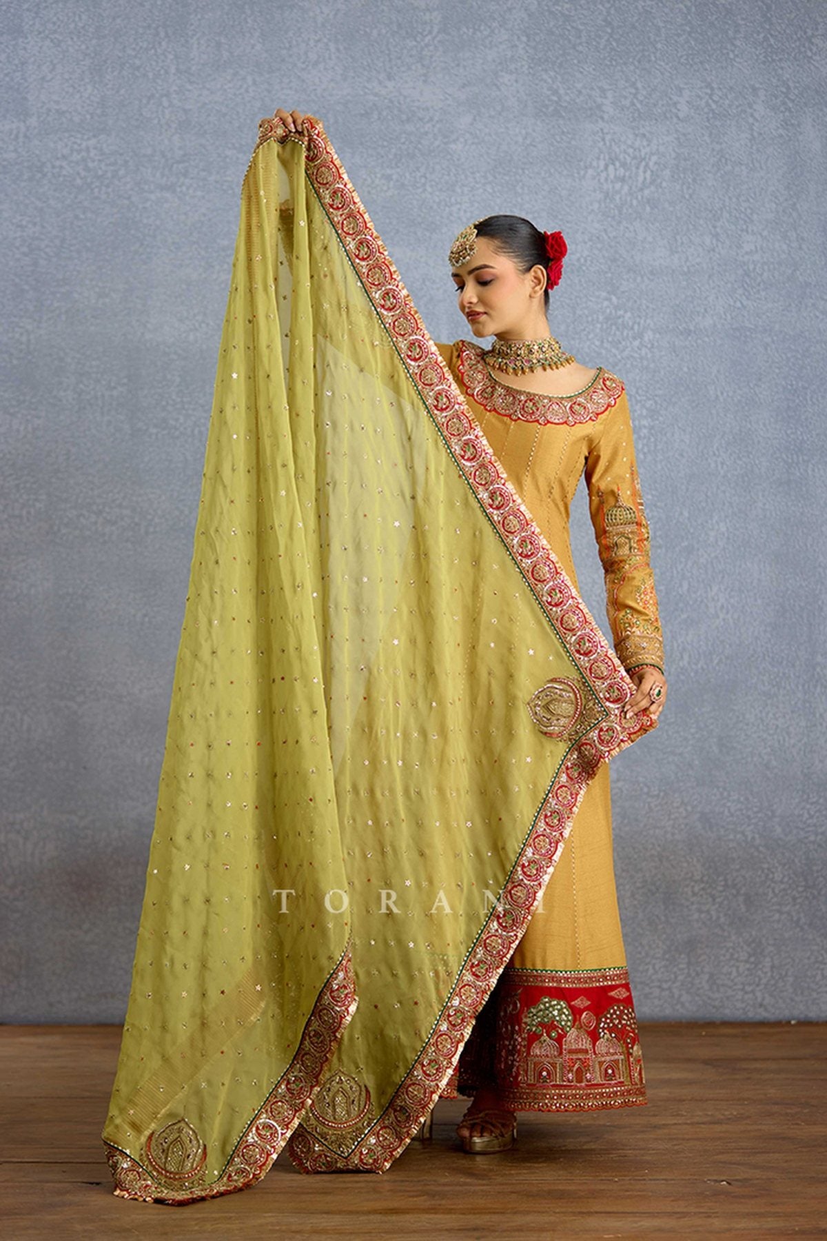 Noor Zunairah Anarkali Set