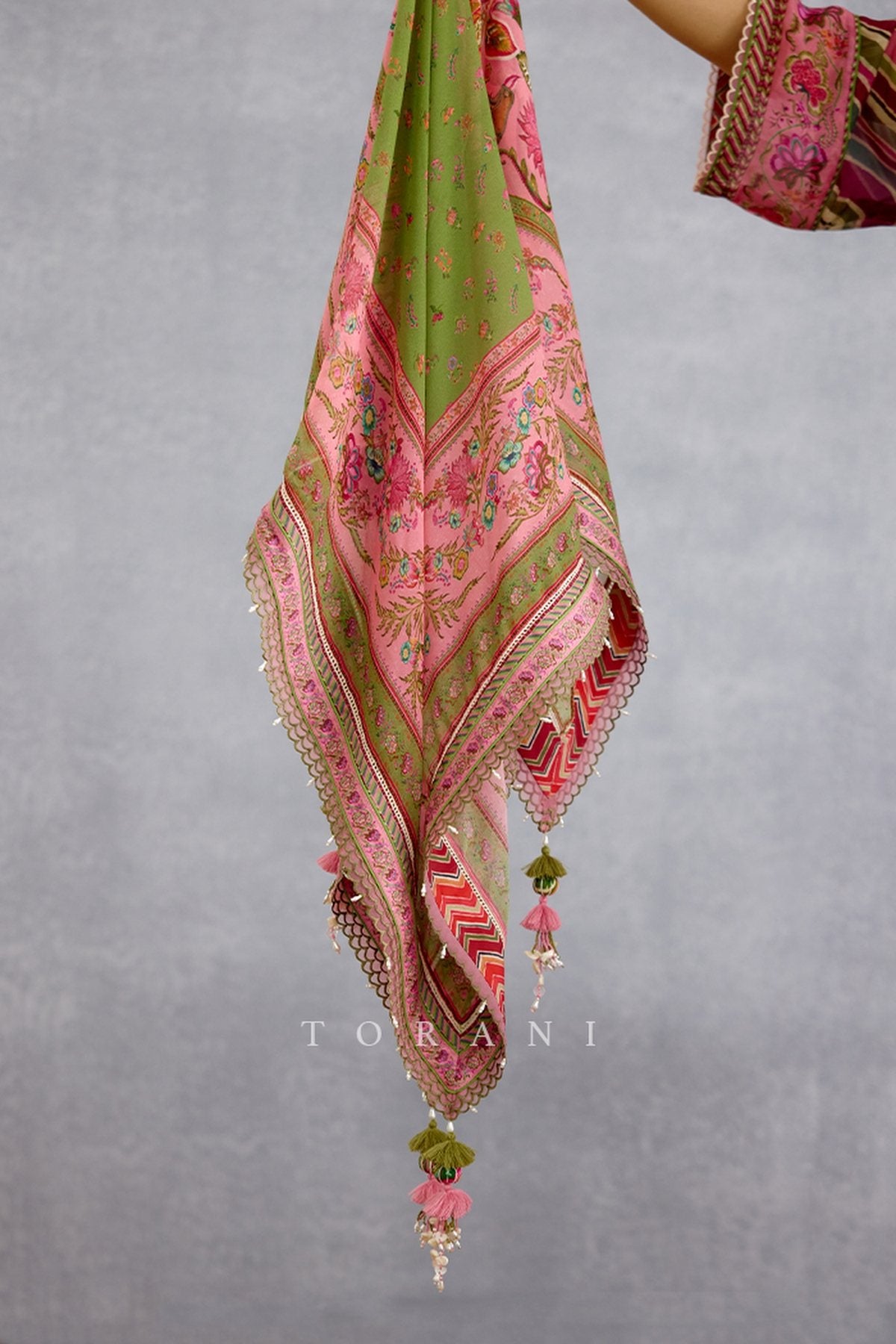 Pankaja Akshiti Scarf