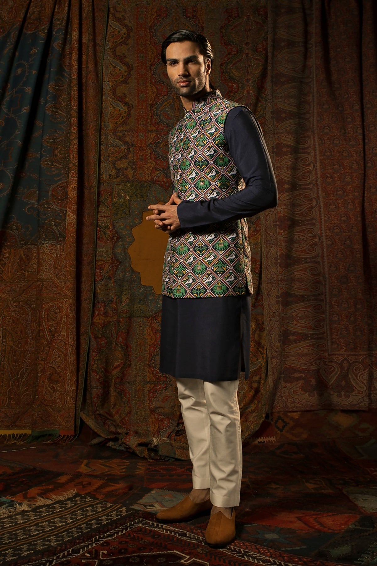 Patolu Bandhi, Kurta & Pant Set