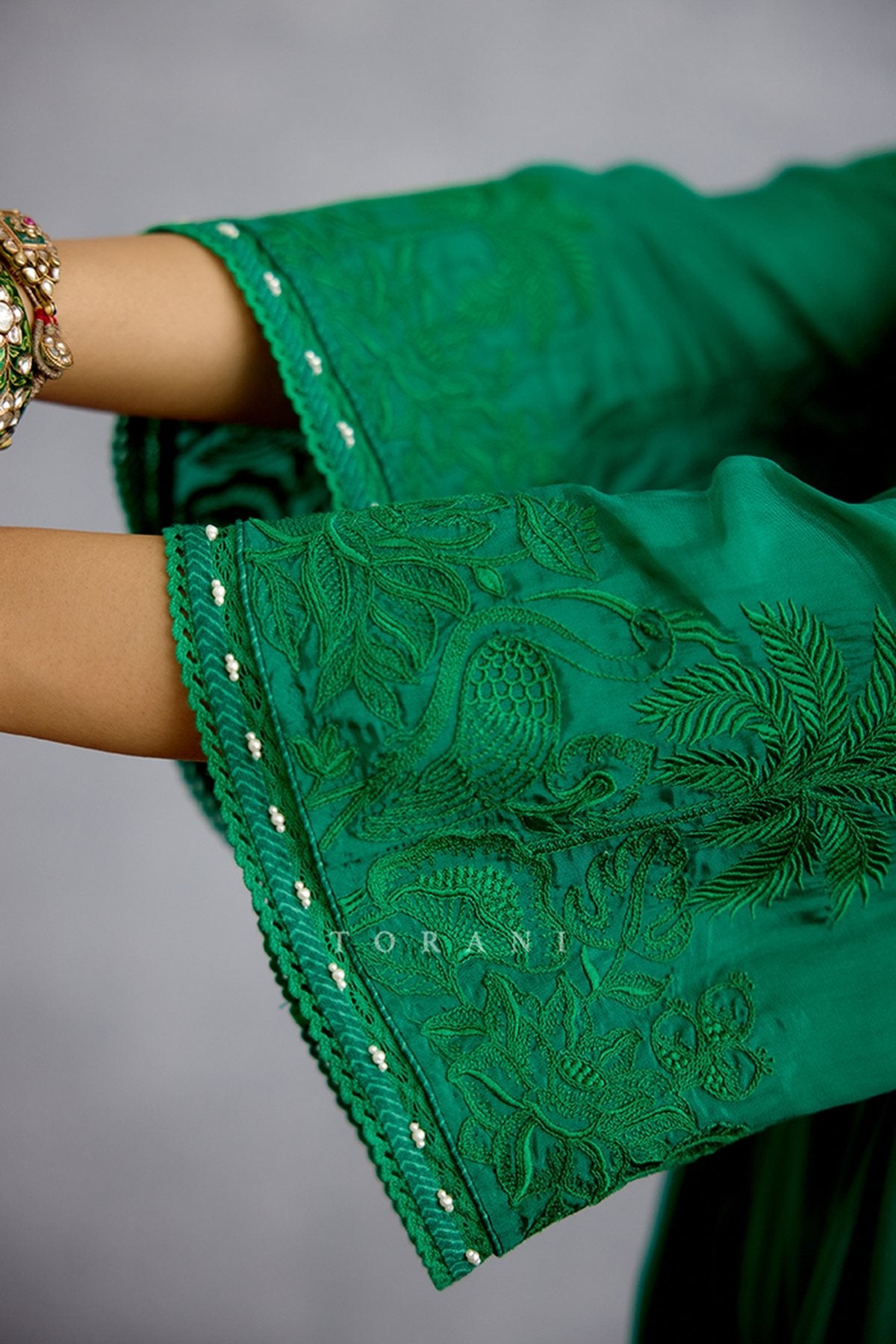 Pranabha Deba Priya Kurta Set