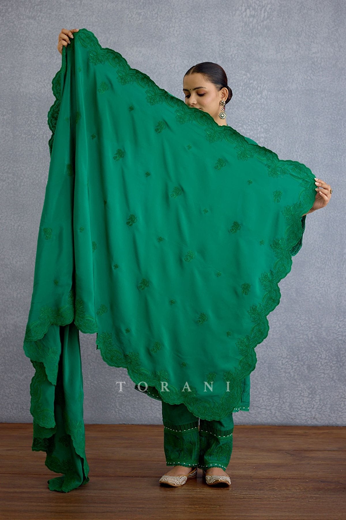 Pranabha Deba Priya Kurta Set
