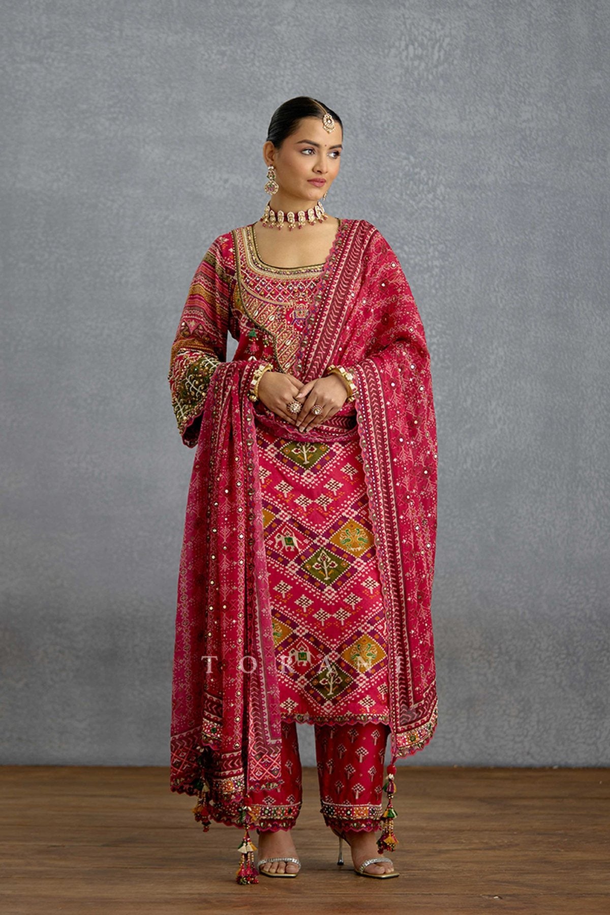 Raktangi Patola Kurta Set