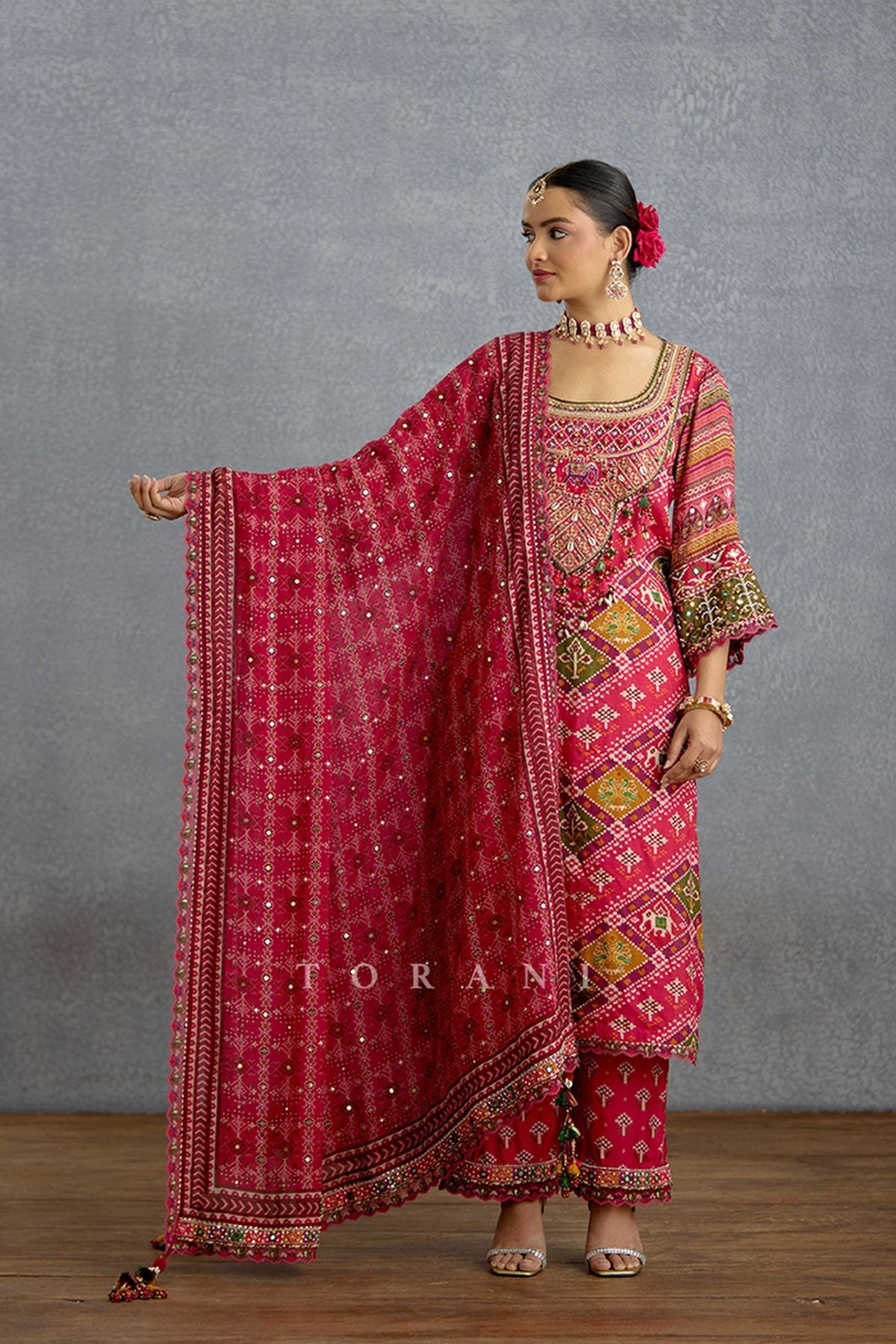 Raktangi Patola Kurta Set