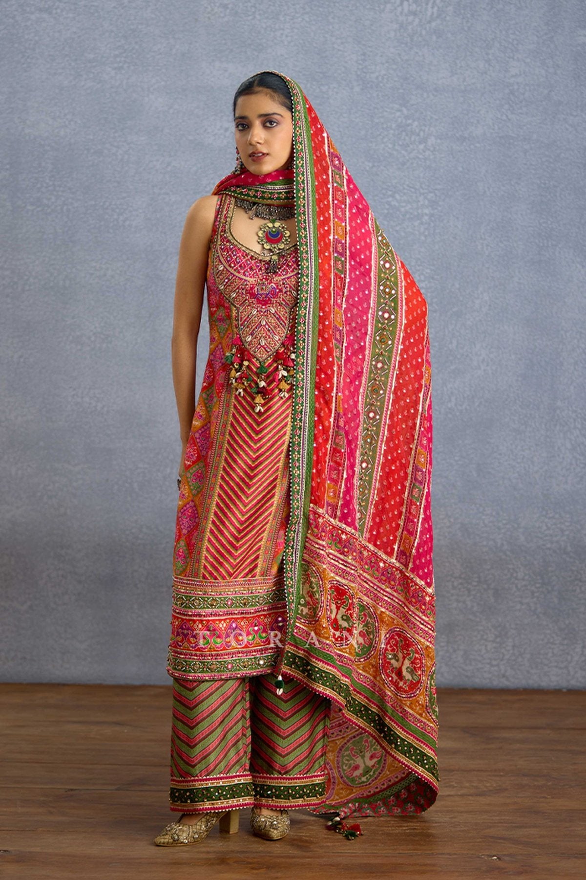 Rangili Jinal Kurta Set