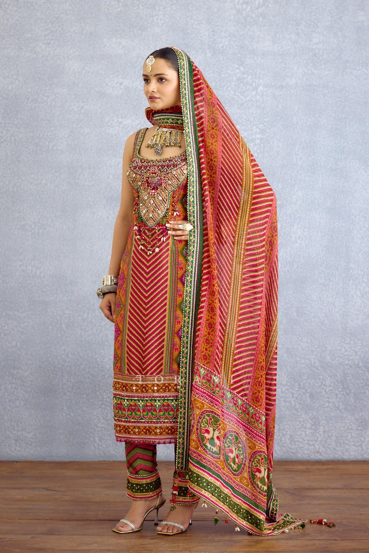 Rangili Sahithi Kurta Set