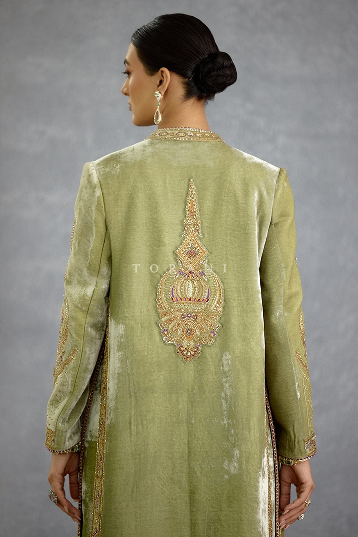 Rangsaaz Omaira Nafeesa Jacket Set