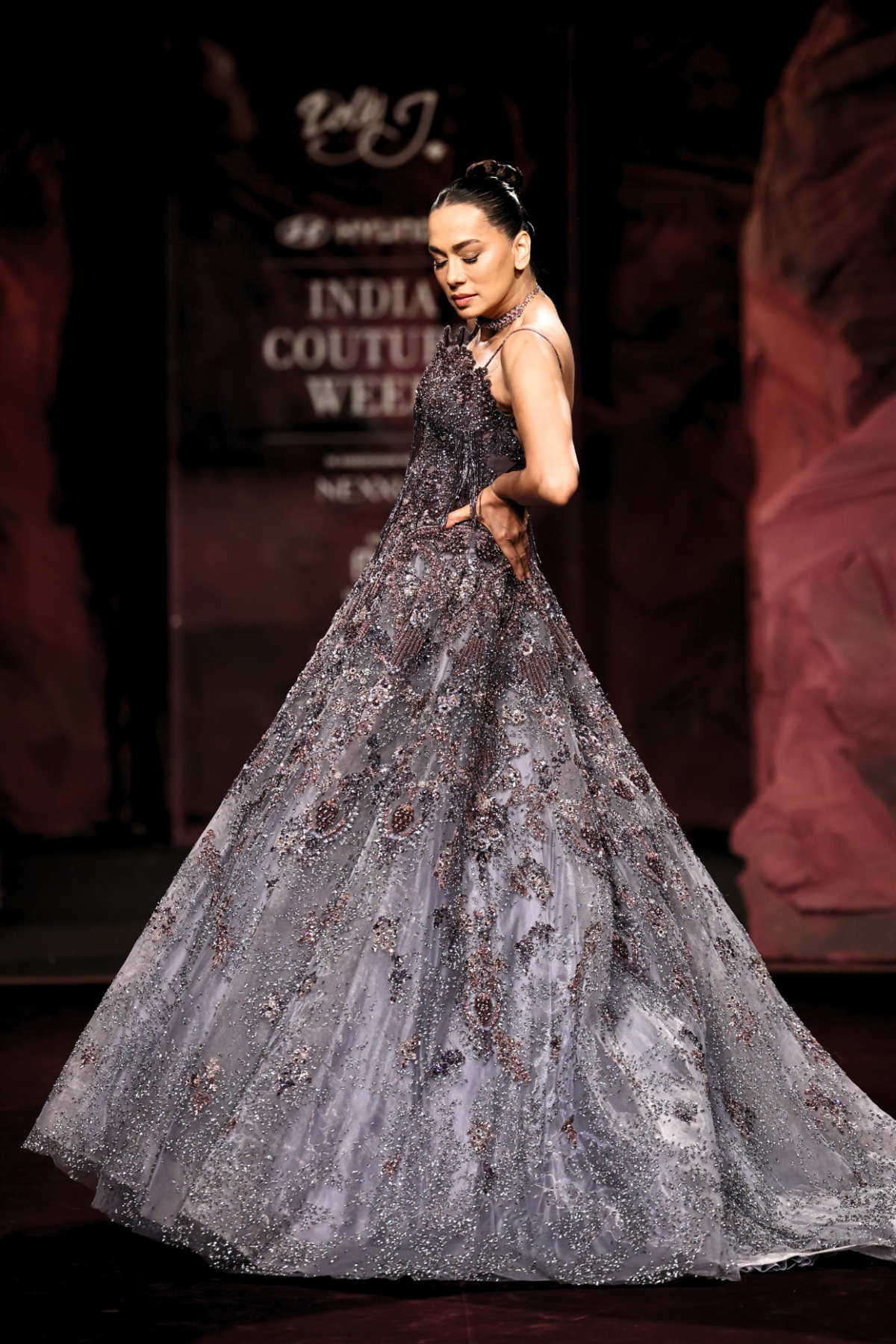 Saanjh Gown
