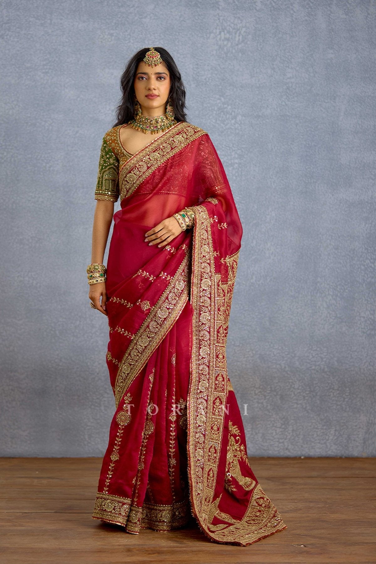 Shams Shaukat Mehel Saree