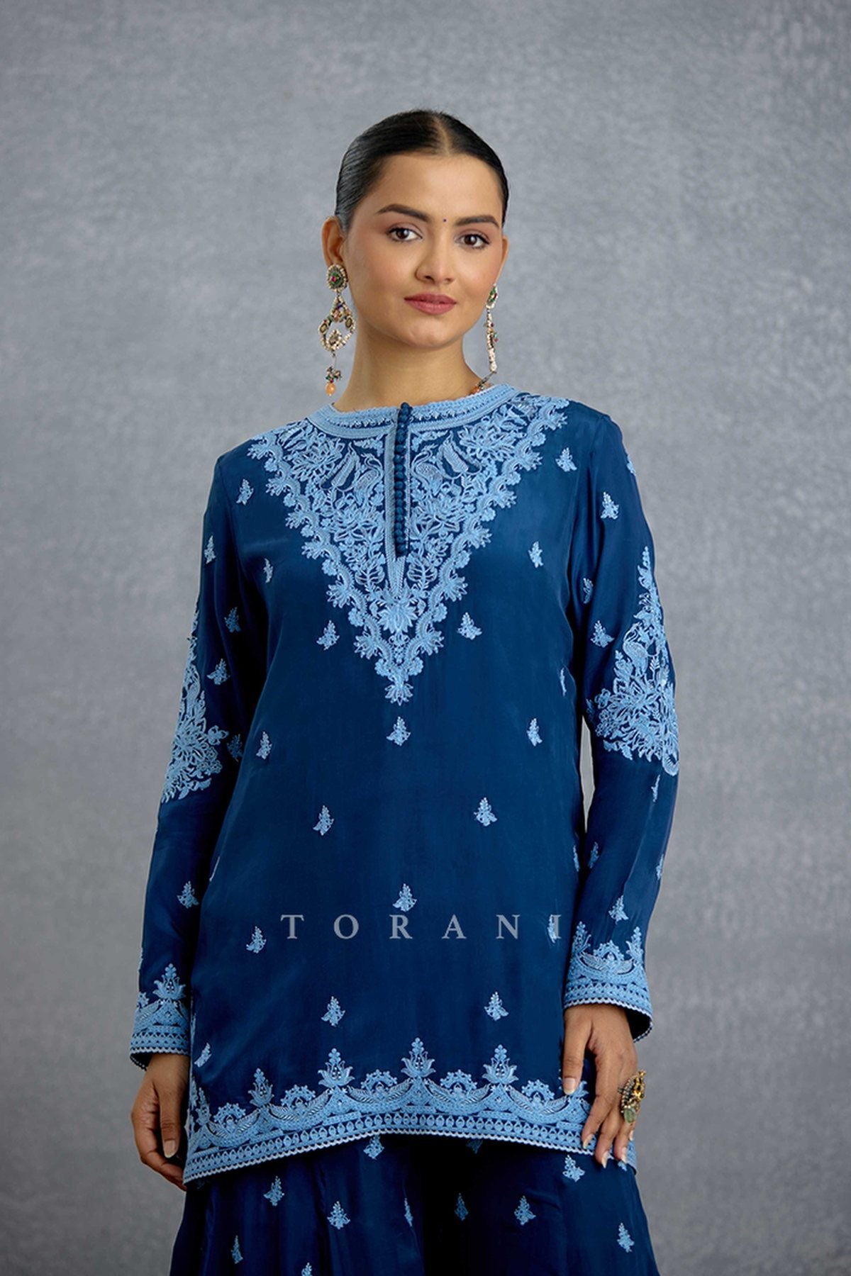 Shayamala Nilaaya Sharara Set
