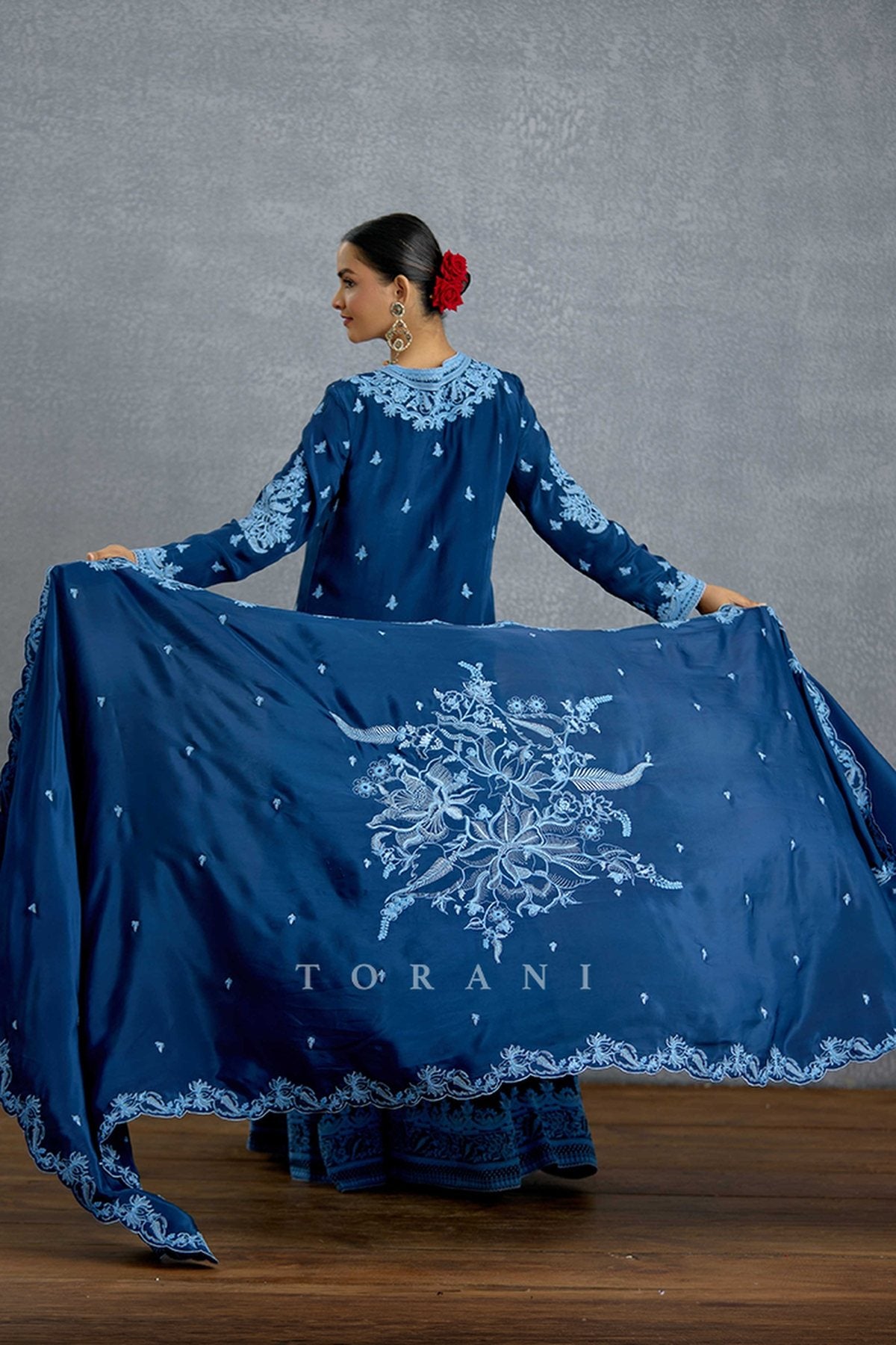 Shayamala Nilaaya Sharara Set