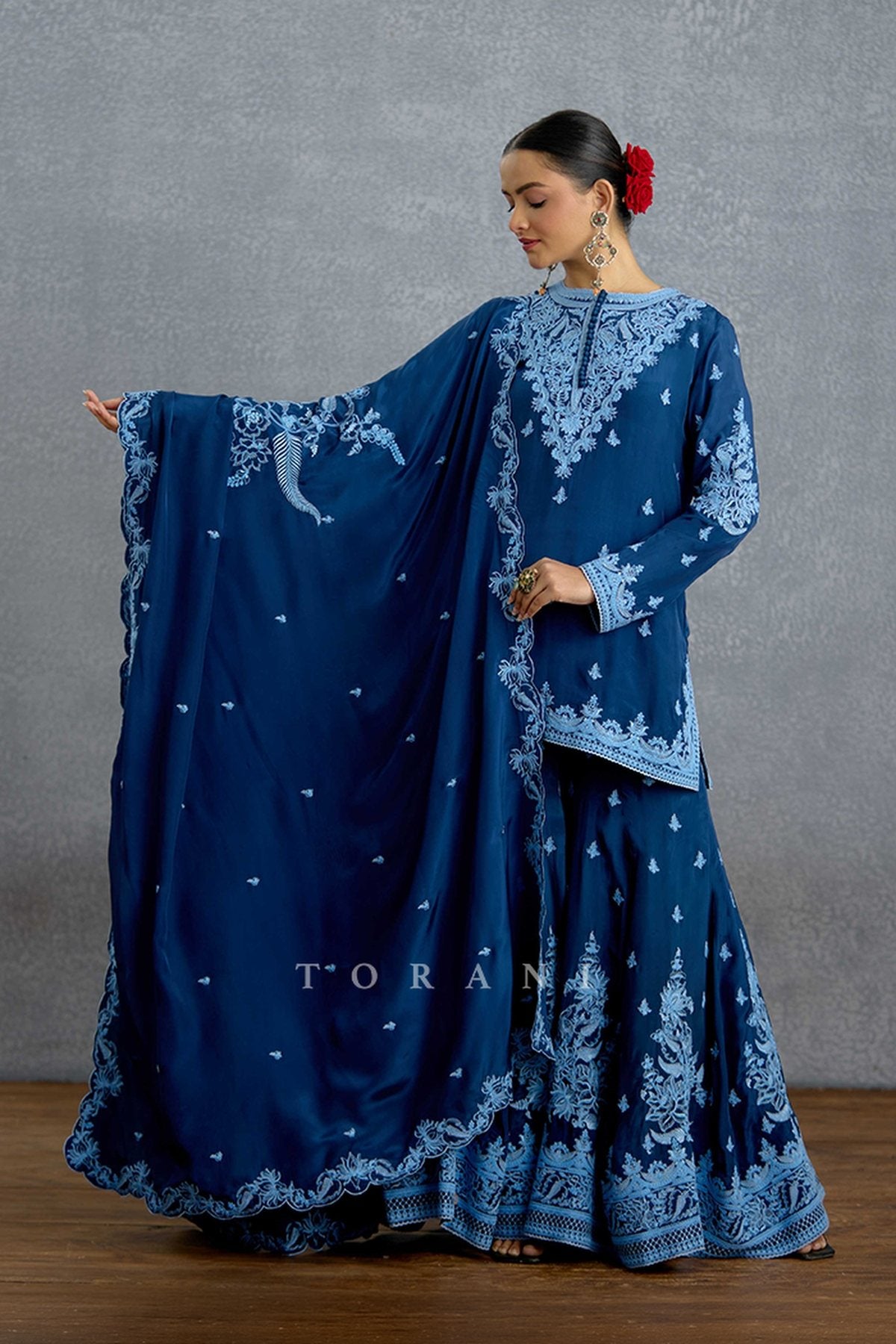 Shayamala Nilaaya Sharara Set