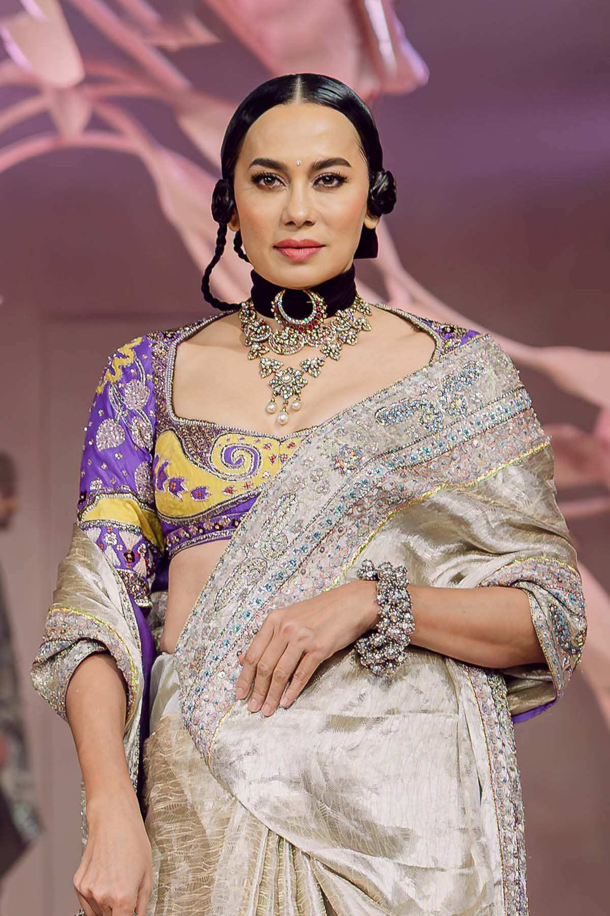 Fareedan - champagne banarasi tissue brocade saree