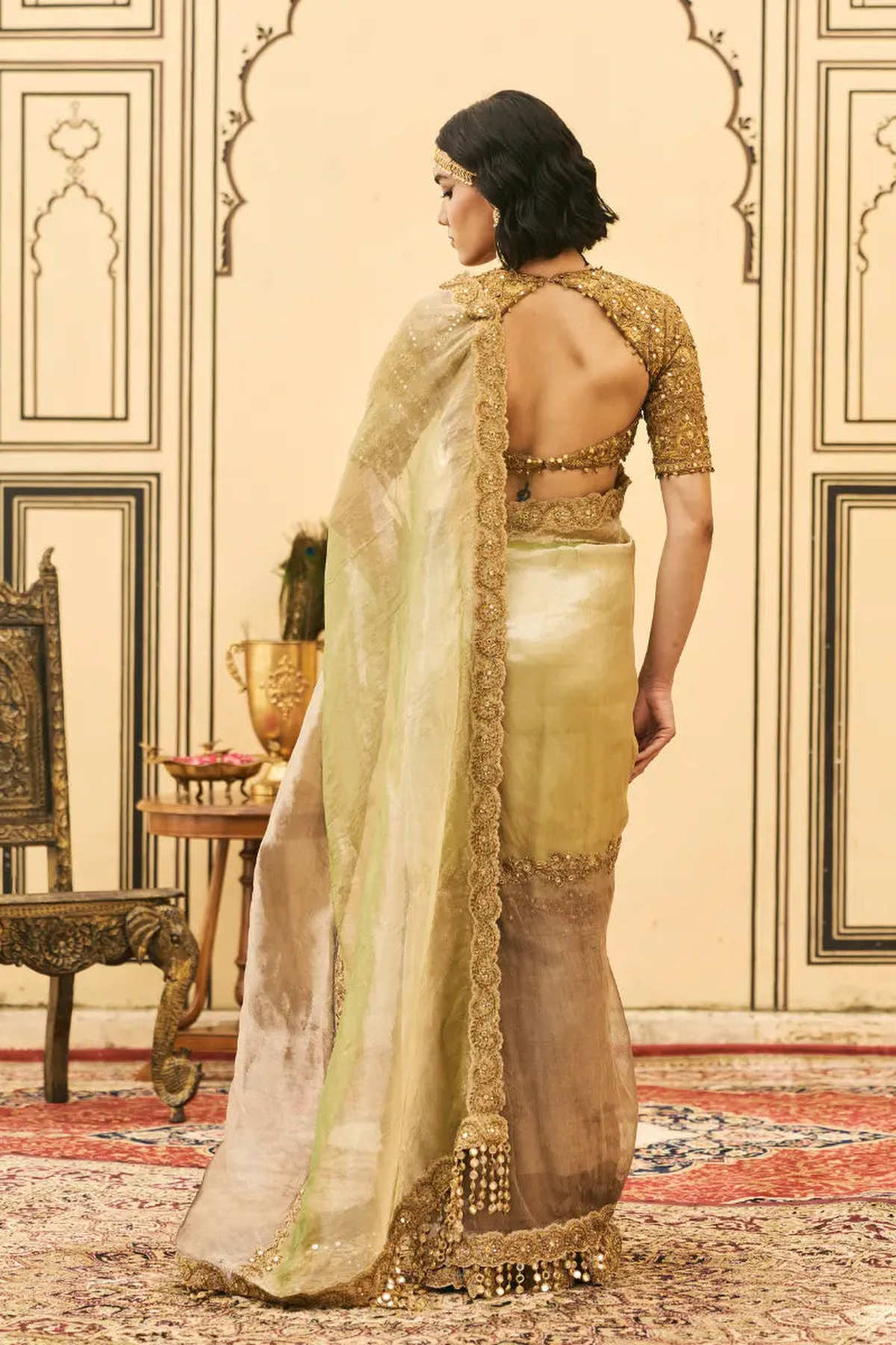 Shyama Tissue Zardosi Saree Set