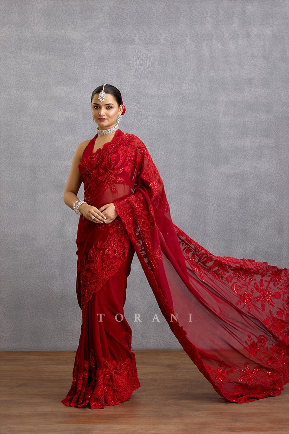 Surkh Advika Saree
