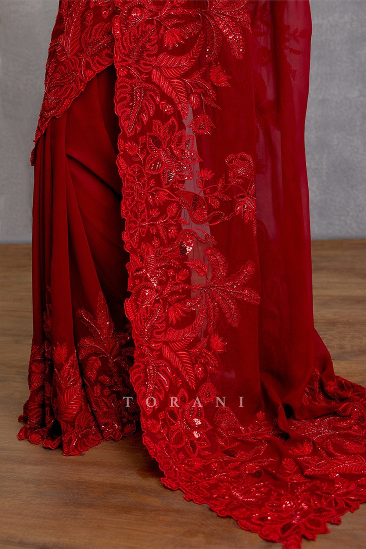 Surkh Advika Saree