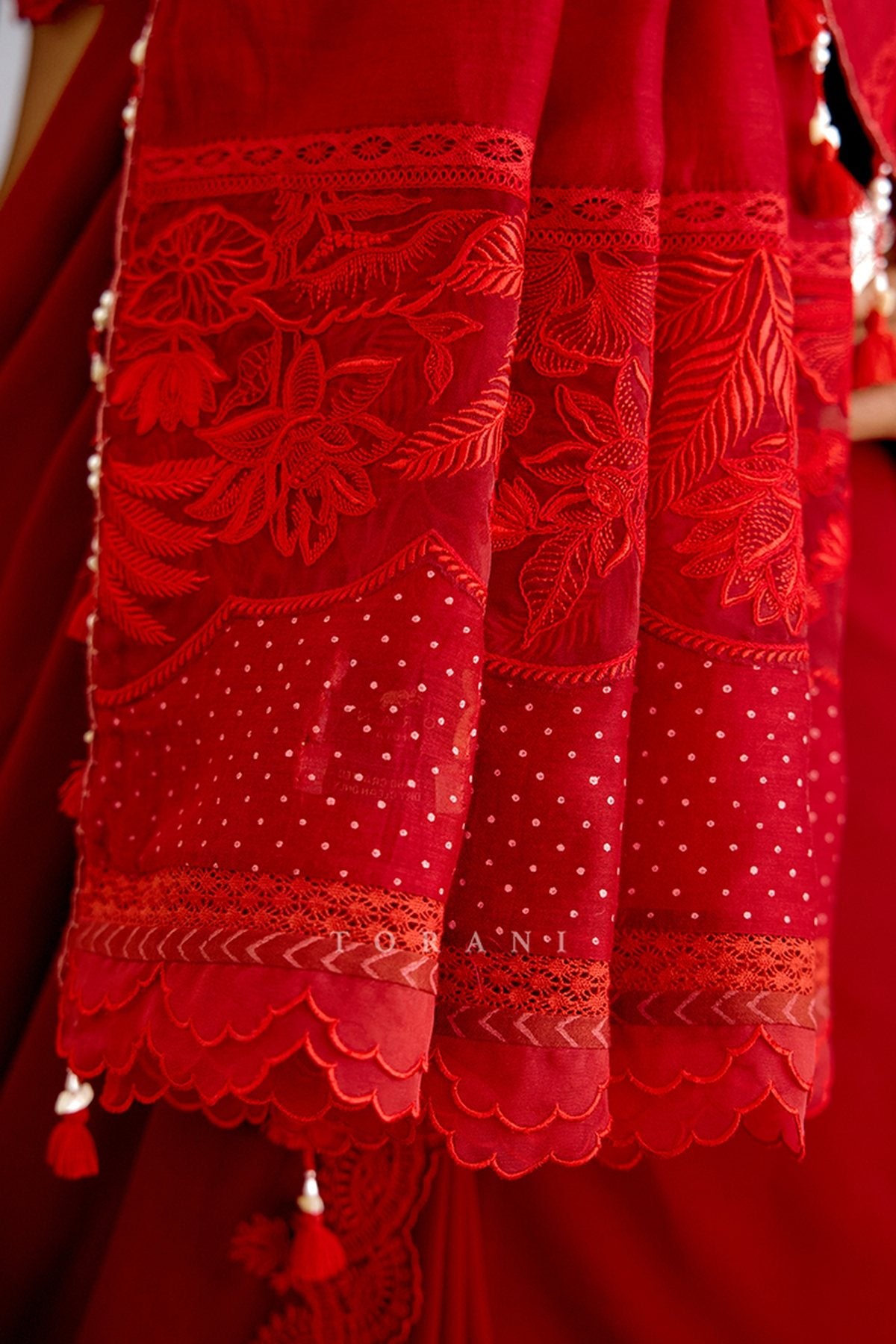 Surkh Arushi Scarf